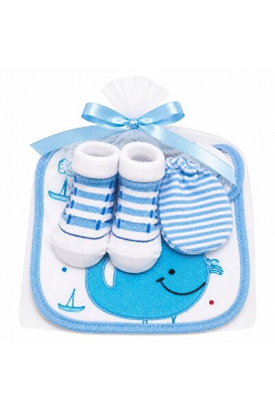 Warehouse Newborn Baby Gift Set Baby Bibs and Baby Hat in Luxury Tulle Bag