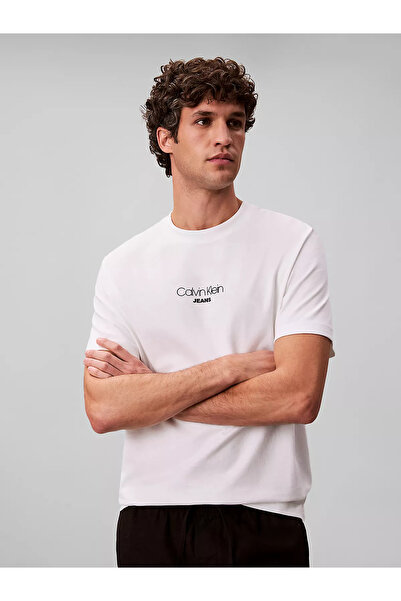 Calvin Klein Men's Regular Fit Crew Neck Short Sleeve White T-Shirt