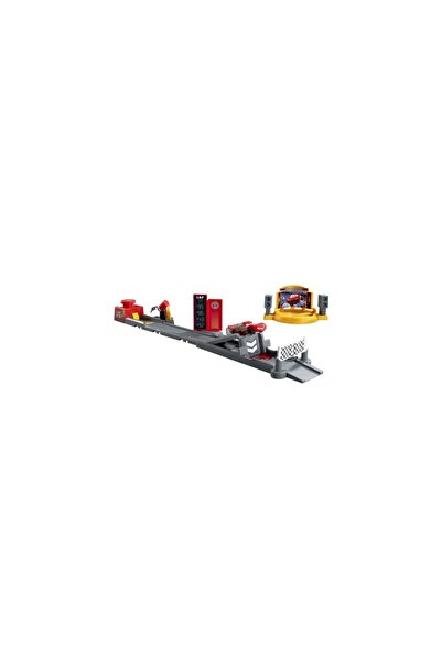 mattel Set de joacă cu mașini, cu rampă de lansare și mașina Fulger McQueen