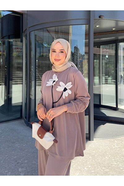 nurvina modest wear Yazlık Regular Kesim Modal Pike Çiçek Aplikeli Bluz Panto...