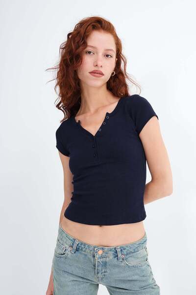 Addax Buttoned Basic T-Shirt P0456