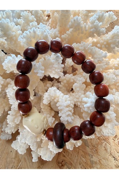gemsartdeco Coffee Wood Bead Design Bracelet