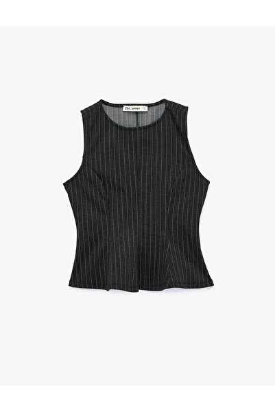 Koton Viskon Karışımlı Slim Fit Bisiklet Yaka Çizgili Kolsuz Korse Görünümlü ...