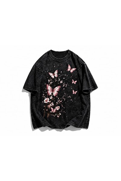 bellanova "Black Oversized T-Shirt with Wear – Street Fashion"
