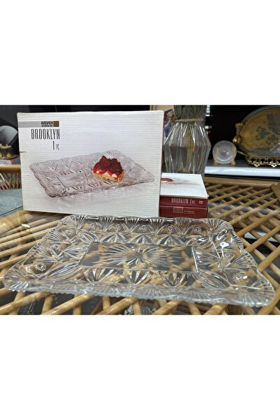 Generic Brand 3 Glass Presentation Plates 18*28 cm
