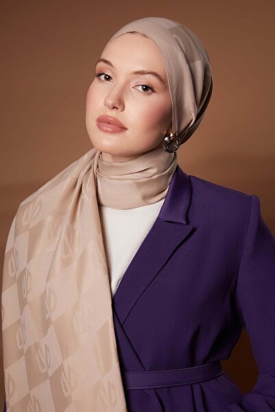 Levidor Latte Square Lvd Printed Naia Jacquard Shawl