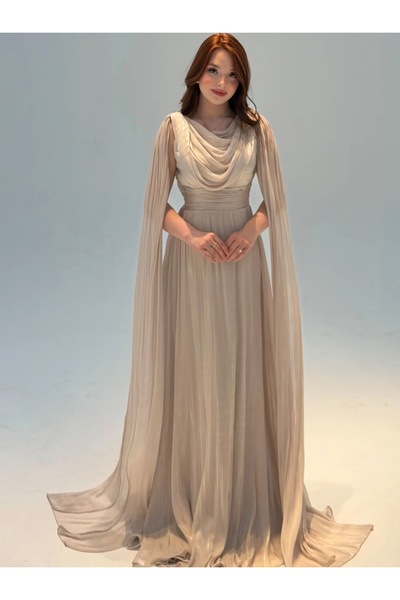 ayşenur Dinçer butik Velvet Pelerinli Abiye Taş