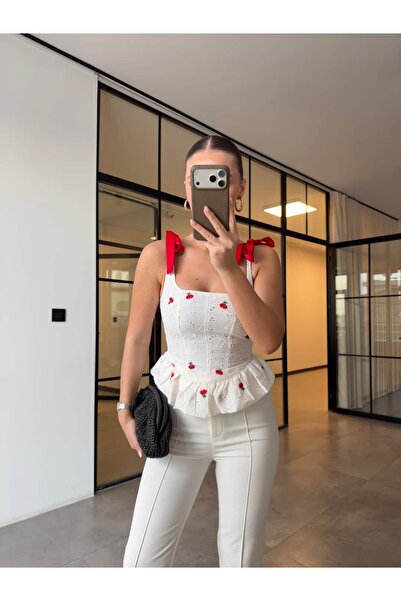 BB Bensu Buyruk İP DETAYLI FİSTO KORSE BLUZ KIRMIZI