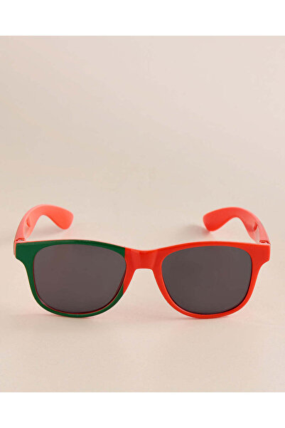 REDTAG نظارات شمسية للأولاد من فيفا باللونين الأحمر والأخضر من طراز Wayfarer ...