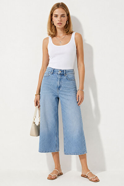 VENA Wide Leg Baggy Fit Med Blue Jean Shortsolon-Med Blue