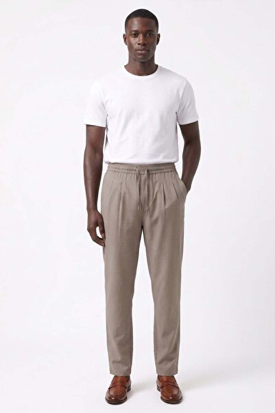 BARRELS AND OIL Men's Relaxed Fit Tie-Waist Trousers - Mink