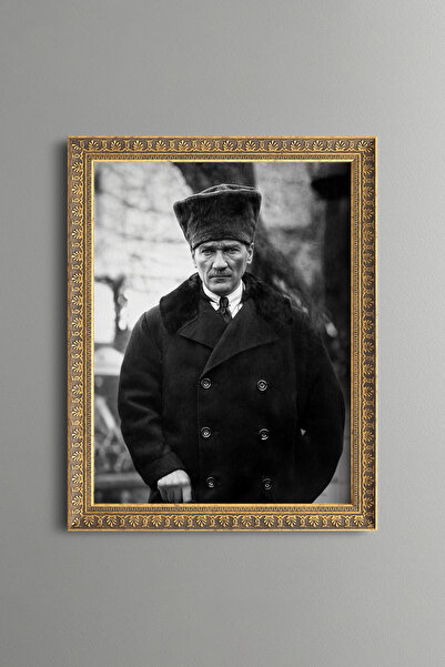 epiqart Ataturk - Vintage Patterned Painting - Fine Model