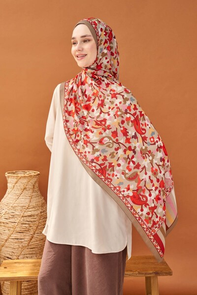 Silk Home شال ريفا من التنسل بنقشة الزهور النباتية