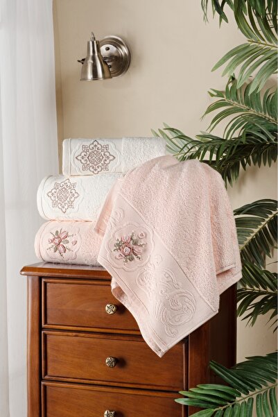 Fiesta Tekstil Handmade Embroidered 4-Piece Bath Hammam Set