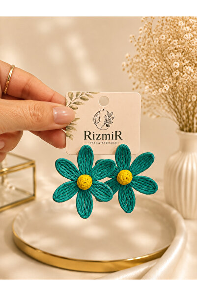 rizmir Hasır Örgü Çiçek Tasarımlı Kadın Küpe