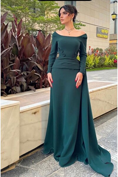 GOLDEN1 High-End Soft Aram Dress with Long Sleeves and Rose Details