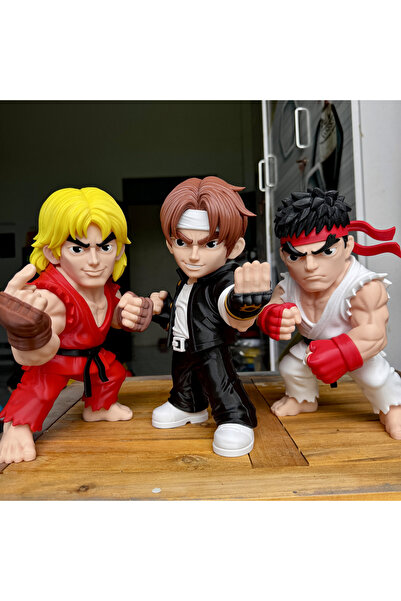 Eva Prints Set figurine Kyo Kusanagi, Ken & Ryu 28 cm + 27 cm + 27 cm, modele...