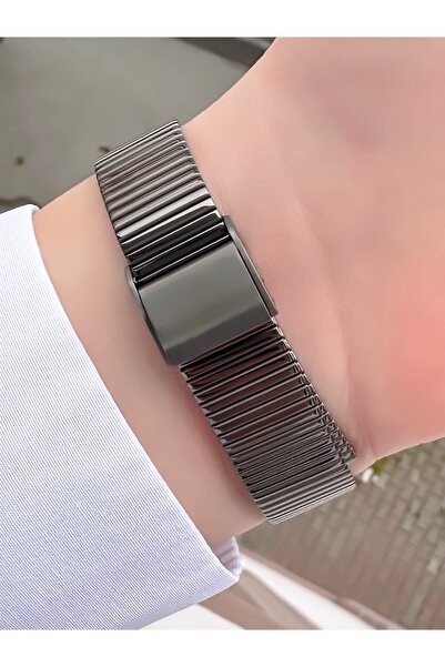 Ferrucci Milano Kadın Siyah Hasır Metal Kordon Taşlı Kol Saati 2 Yıl Garantili