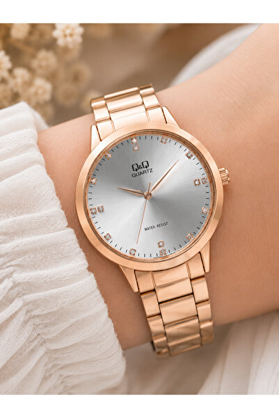 Q&Q Women's Wristwatch Rose Gold Color Casual and Stylish Combination Gift Boxed