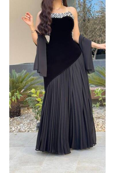 NO BRAND Black Velvet Dress Amjad