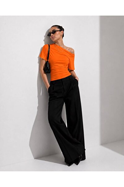 Hira Clothing Boat Neck Off-Shoulder Draped Bat Sleeve T-Shirt\Blouse\Top