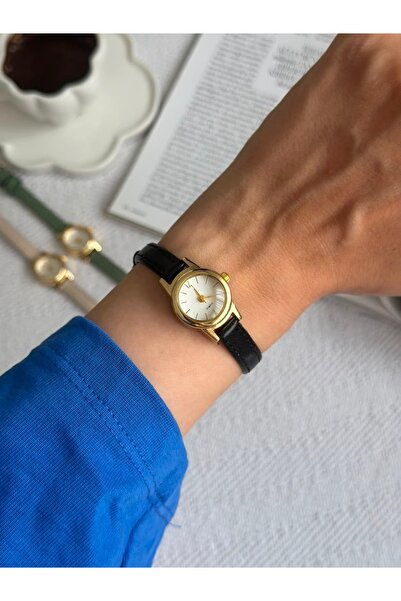 MERW Fery Model Black Color Leather Cord Women Wrist Watch