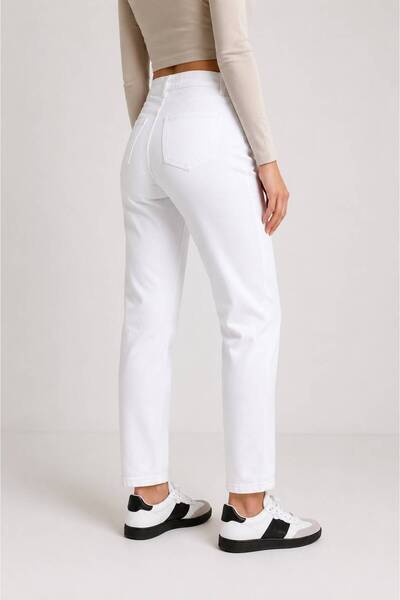 SAPAKTEKS White Women's Lycra Mom Jean High Waist Stretchy Denim Pants Ic Doe...