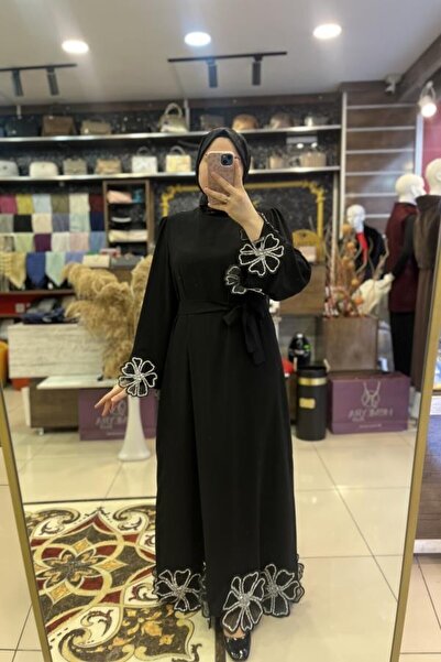 HÜMEYRA BUTİK Floral Dress with Sleeves and Skirt