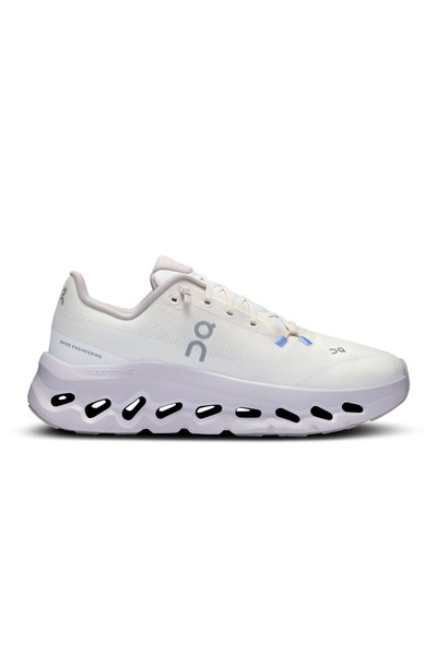 CLOUD On Cloudtilt all white sneakers