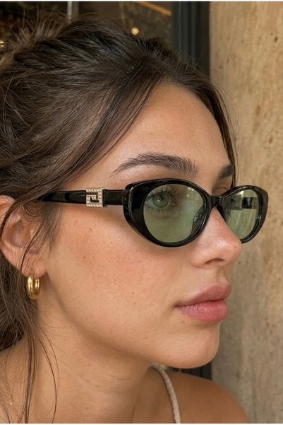 Chunky Frame Gardenis Slim Black Green Uv400 Protected Ultra Light Women's Sunglasses