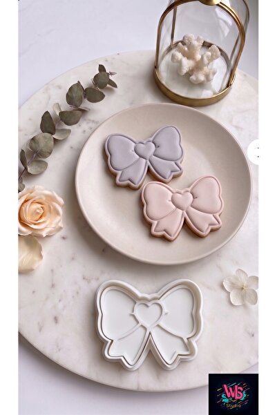 WLS studio Fiyonk Kurabiye Kalıbı ve Şeker Hamuru Şekillendirici Pastacılık M...