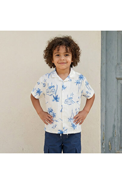Juniors Short Sleeves Shirt with Beach Print