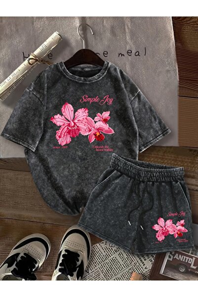 Toum Pink Flowers Design Grunge Oversize Washed Vintage Bermuda Shorts