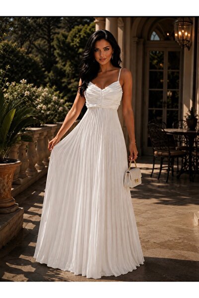 Divin store rochie lunga alba din satin elastic plisat