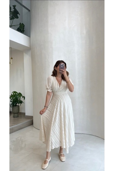 Sovel 3100 فستان ميدي مزين بشراشيب وياقة على شكل حرف V