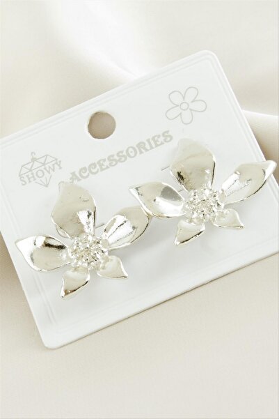 ZERO LAND Ilkestor Orchid Metal Earrings - (200752) Silver Color