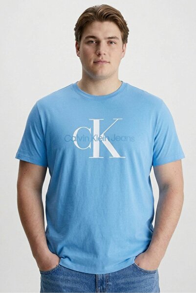 Calvin Klein تي شيرت رجالي من كالفن جينز برقبة دائرية وأكمام قصيرة مع شعار مط...