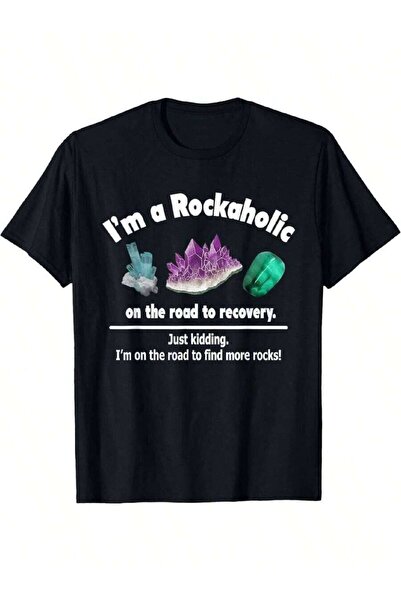LİNA06 تي شيرت بتصميم جرافيكي من I'm Rockaholic يتميز بتصميم مرح ومرح يضم مجم...