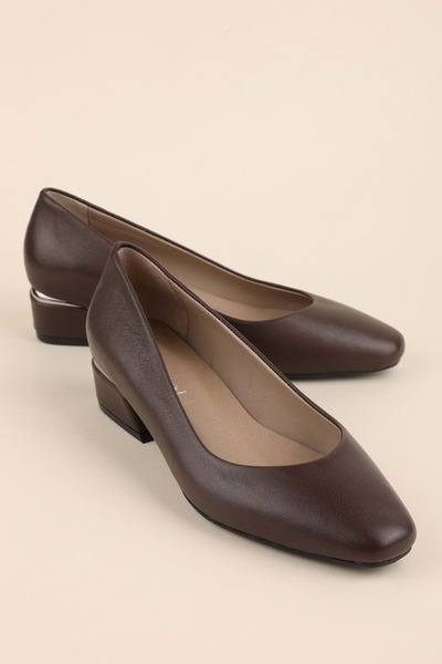 Gondol Genuine Leather Low Heel Shoes Vdt.07 Brown