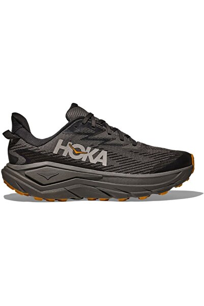 Hoka One One Challenger 8