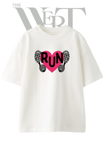 THEWERT Run Heart Sole Design Printed Unisex White Oversize T-Shirt
