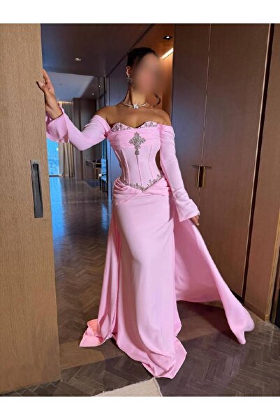Reem bridal : فستان كورسيه باربي