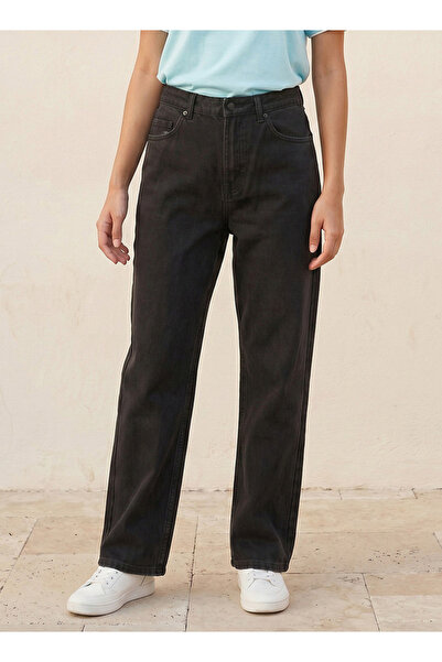 Lee Cooper Straight Fit Cotton Jeans