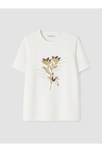 LC Waikiki White Embroidered Soft Touch Women's T-Shirt