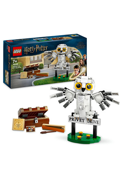LEGO Hedwig at 4 Privet Drive