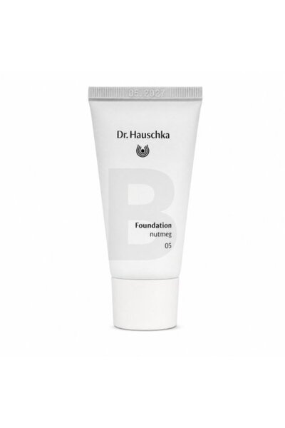 Dr. Hauschka Fond de ten lichid pentru un ten uniform, 05 Nutmeg, 30 ml