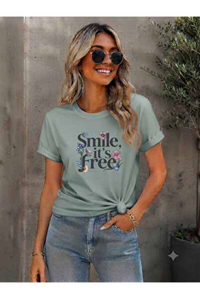 3S MODA تي شيرت نسائي بطباعة رقمية من Basic Smile