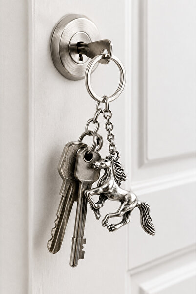 HER ŞEY NOTA www.herseynota.com Metal Keychain with Galloping Horse Figure – ...