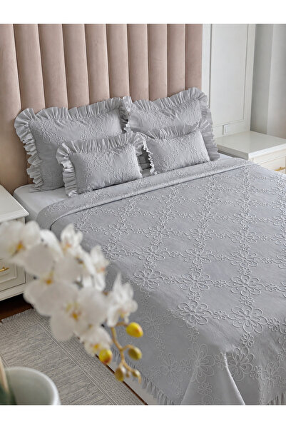 Jolie Maison Garden of Love Bedspread