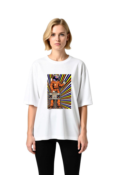 PayBuy Women's Oversize T-Shirt Astronaut Printed Music Themed Relaxed Fit Ro...